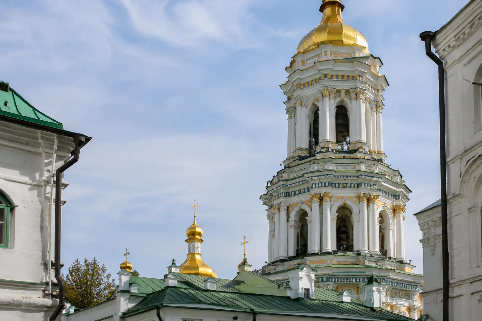 Большая лаврская колокольня в архитектурном ансамбле Лавры
