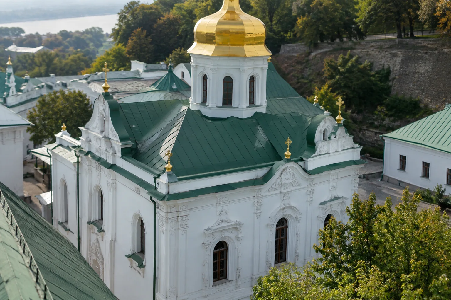 Внешний вид Трапезной церкви Киево-Печерской лавры